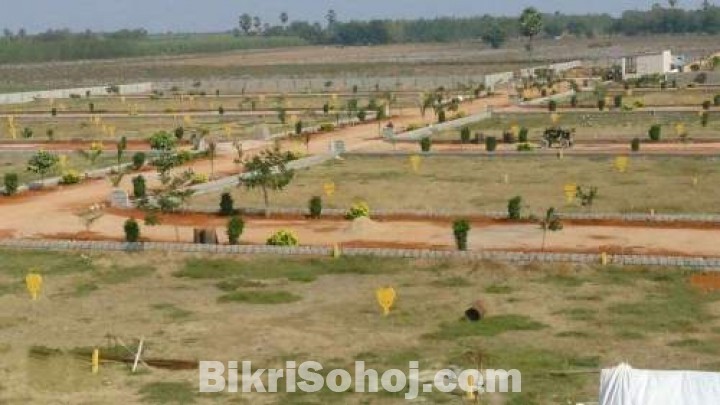 ডুপ্লেক্স বাড়ি  করার জন্য পার্কের পাশে প্লট